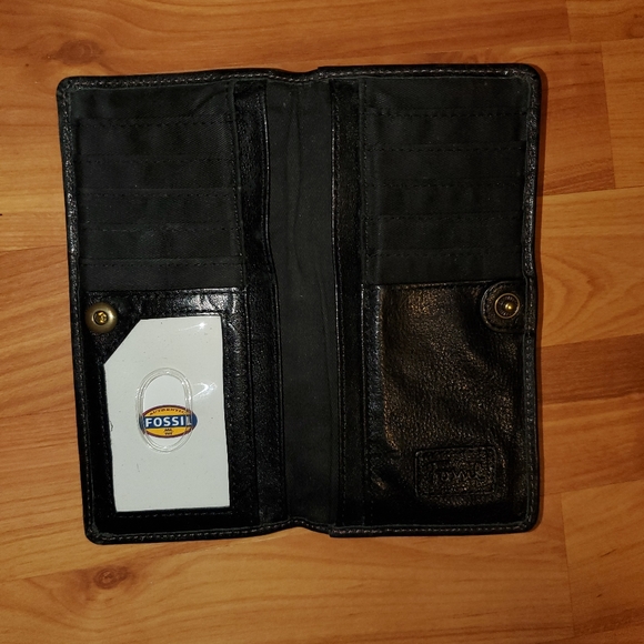 Fossil wallet - Picture 2 of 3